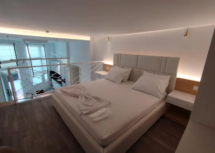 Verona Smart Apartament2 Апартаменты Тирана